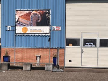 Chesterfield Maarssen ! Voordelig geprijsd  Direct leverbaar, Antiek en Kunst, Antiek | Meubels | Tafels, Ophalen