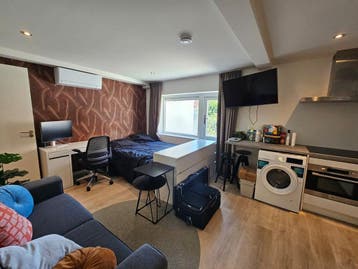Te huur: Studio Pastoor van Arslaan in Eindhoven, Eindhoven, Noord-Brabant