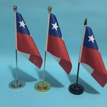 Chile Bureauvlag 14x21cm met Standaard - Officiële Decoratie, Verzenden, Nieuw