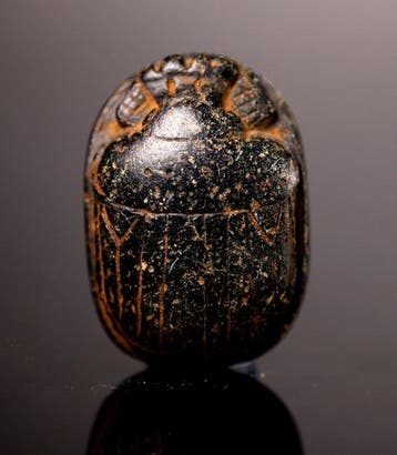 Oude Egypte, enorme hartscarabee in graniet - 1.4 cm