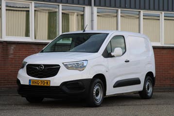 Opel Combo 1.5D 102Pk Edition / Navi / Carplay / Multi stuur, Stof, Gebruikt, Wit, Dealer onderhouden