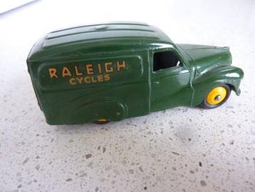 Dinky Toys 1:43 - Modelauto - Austin Van nr. 472 Raleigh, Nieuw
