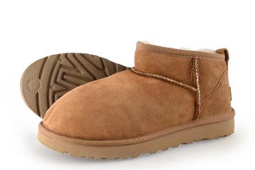 Ugg Pantoffels in maat 37 Bruin, Bruin, Verzenden, Zo goed als nieuw, Pantoffels of Sloffen