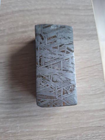 Aletai meteoriet Plak - 419 g - (1), Verzamelen, Mineralen en Fossielen