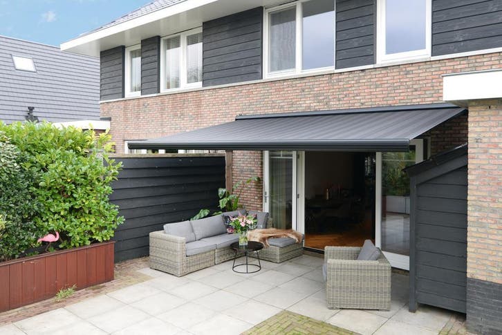 Knikarmscherm Zwart 450 / 500 / 550 cm (INCL. MONTAGE), Tuin en Terras, Zonneschermen, 450 cm of meer, 300 cm of meer, Elektrisch
