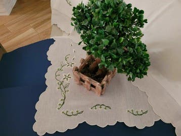 Pregiato Lenzuolo in puro lino ricamato a mano ricamo Punto