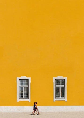 Marcus Cederberg - Walking in Lisboa