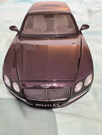 Kyosho 1:18 - Modelauto - Bentley Flying Spur W12, Hobby en Vrije tijd, Nieuw