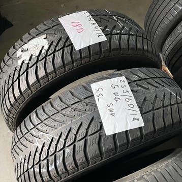 2 x Goodyear UltraGrip 235-60-18 Winterbanden 5,5mm, Auto-onderdelen, Banden en Velgen, 18 inch, Gebruikt, 235 mm, Band(en)