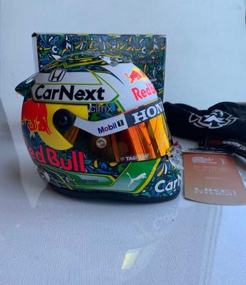 Max Verstappen - Scale 1/2 helmet, Nieuw