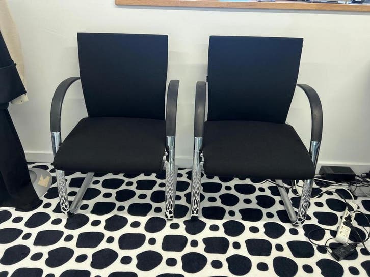 Online veiling: Ahrend, vergaderstoelen (2 stuks), Huis en Inrichting, Stoelen