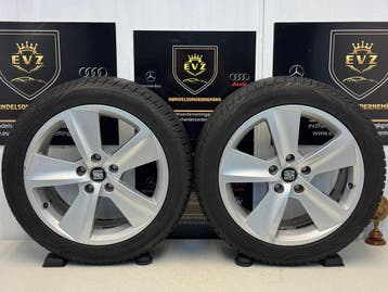2 stuks 225/45R17 Seat Leon velgen met All-Seasons banden, Auto-onderdelen, Banden en Velgen, Gebruikt, Banden en Velgen, 17 inch