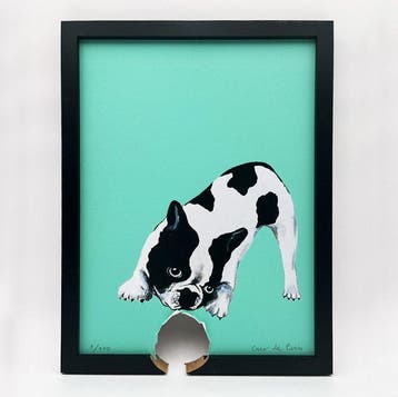 Coco de Paris - Bulldog eating Art