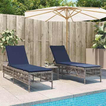 vidaXL Ligstoelen 2 stuks met tafel Grijs Poly Rotan, Tuin en Terras, Ligbedden, Verzenden, Nieuw