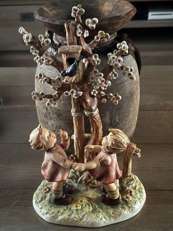 Goebel - M.I. Hummel - Figuur - Frühlingstanz (Welcome