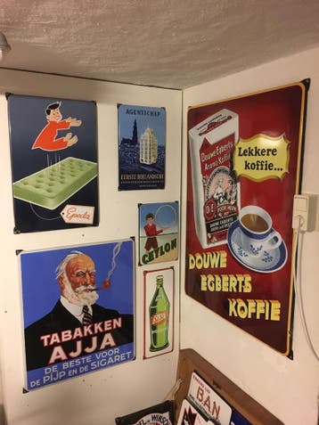 Emaille reclamebord , oud emaille bord: GEZOCHT / GEVRAAGD, Gebruikt