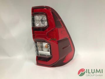 Toyota Hilux VIII Lift 2020-2024 rechter achterlicht, Auto-onderdelen, Verzenden, Gebruikt