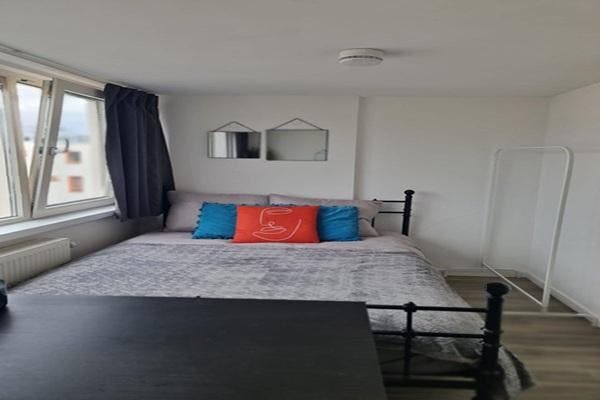 Studio Jan Haringstraat in Utrecht, Huizen en Kamers, Kamers te huur, 20 tot 35 m², Utrecht