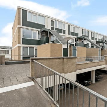 Appartement in Zoetermeer gevonden voor €2200,- pm, 50 m² of meer, Overige regio's