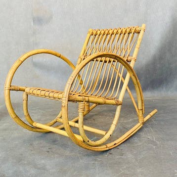 Kinderstoel - Bamboe - Kleine rotan schommelstoel voor, Antiek en Kunst, Curiosa en Brocante
