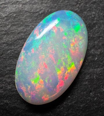 Opaal Cabochon- 1.54 g