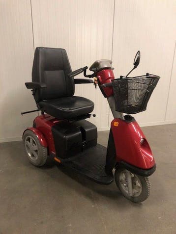 Scootmobiel Trophy 6 | Handicare (Vaste scootmobielen), Ophalen of Verzenden, Gebruikt, 36 t/m 45 km, Handicare