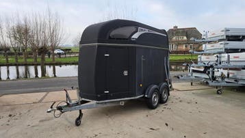Atec Olympialine XL met zadelkamer 2009, Gebruikt, Aluminium, 2-paards trailer