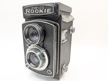 Yashica Rookie Twin lens reflex camera (TLR), Nieuw