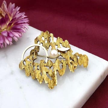 Bicolor gouden broche met parel, Gebruikt, Ophalen of Verzenden, Met edelsteen, Goud