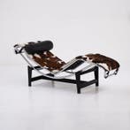 Alivar - Charlotte Perriand, Le Corbusier, Pierre Jeanneret