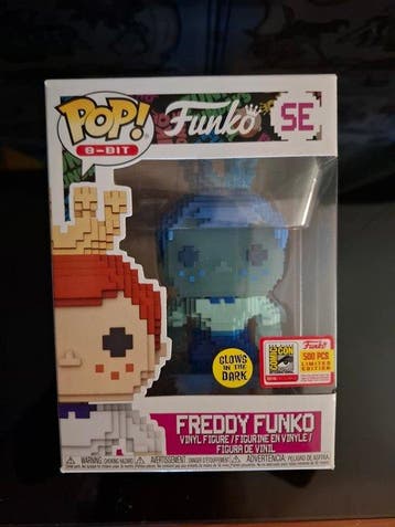 Funko - Funko Pop - Freddy Funko (Blue Glow) #SE - Glows In