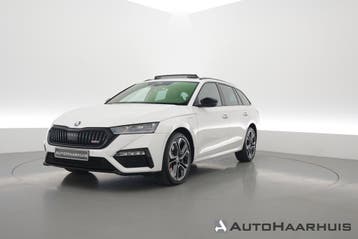 Zakelijke Lease |  Škoda Octavia Combi 1.4 TSI RS iV PHEV Bu, Automaat, Gebruikt, Overige brandstoffen, Wit