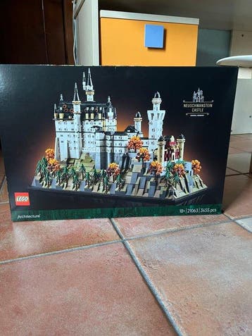 Lego Set - 21063 - Architecture - Neuschwanstein Castle, Nieuw