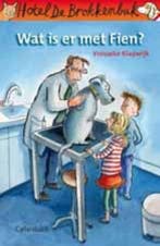 Wat is er met Fien? / Dierenhotel de Brokkenbak, Boeken, Kinderboeken | Jeugd | onder 10 jaar, Verzenden, Gelezen, Vrouwke Klapwijk