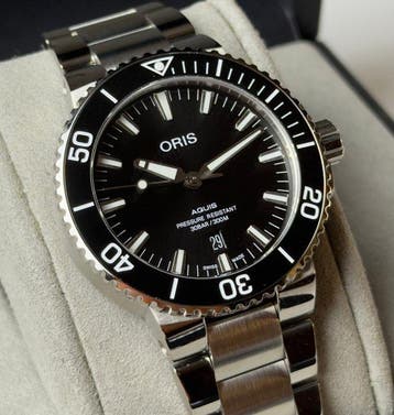Oris - Aquis Date - Black Automatic - 01 733 7730 4134-07 8, Nieuw