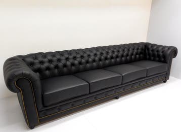 Chesterfield 5 zits matzwart rundleder 300cm showmodel., Ophalen, Chesterfield, 75 tot 100 cm, Zo goed als nieuw