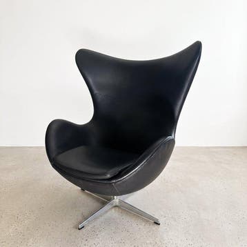 Fritz Hansen - Arne Jacobsen - Fauteuil - Egg Stoel - Leder,, Antiek en Kunst