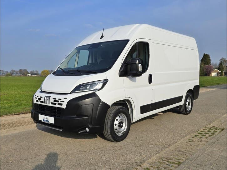 Fiat Ducato 35 2.2 MultiJet L2H2, Auto's, Bestelauto's, Onderhoudsboekje, Lease, Zwart, Handgeschakeld, Financial lease, Wit, Fiat