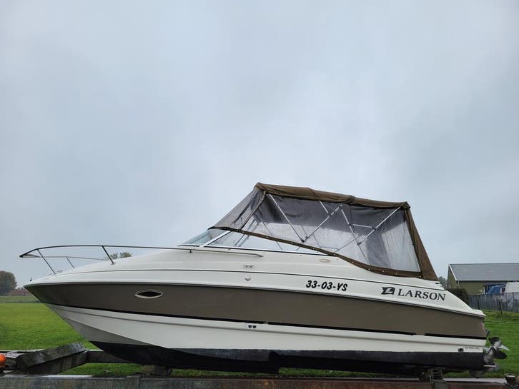 Groot aanbod aan boten: Cranchi, Larson, Bayliner, Sea Ray, Watersport en Boten, Motorboten en Motorjachten, Snelvarend, Binnenboordmotor