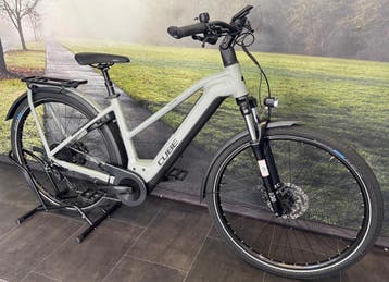 Cube Kathmandu Elektrische fiets met Bosch CX Middenmotor, Ophalen of Verzenden, Zo goed als nieuw, 47 tot 51 cm, Cube
