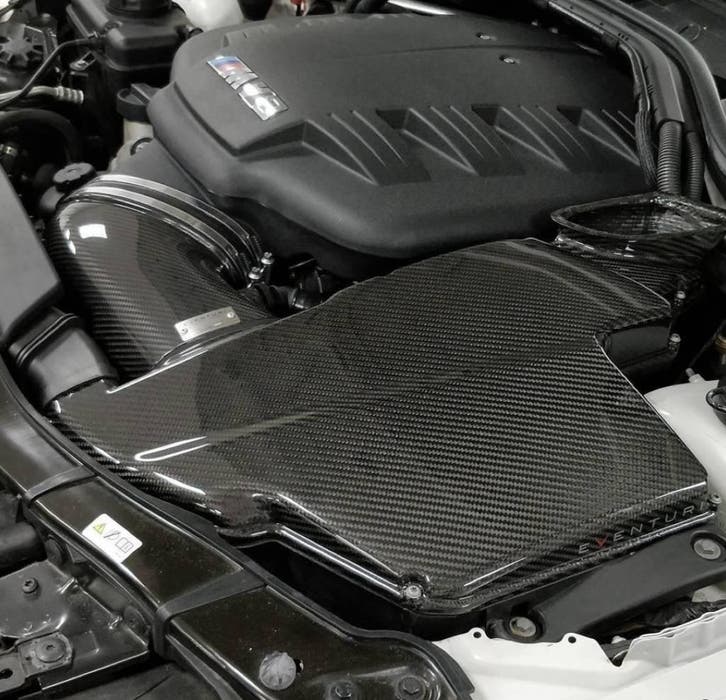 Evenenturi Carbon airbox lid BMW E90 E92 E93, Auto diversen, Tuning en Styling, Verzenden