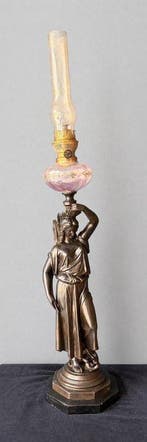 Decoratief ornament - Statue als olielamp - Frankrijk