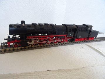 Märklin H0 - 3084 - Stoomlocomotief met tender (1) - BR 050, Nieuw