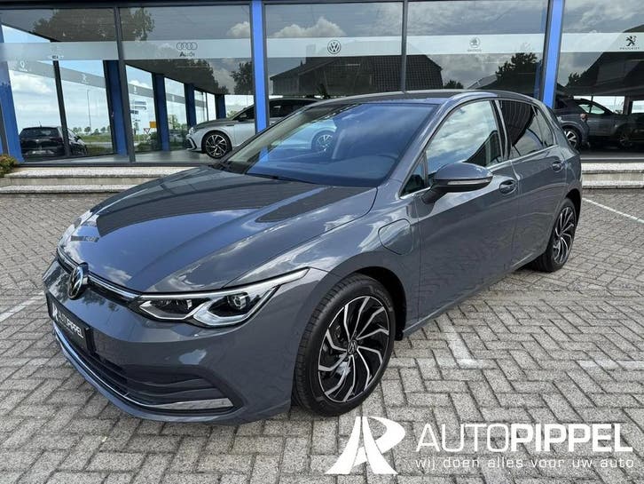Volkswagen Golf | Zakelijke Lease v.a. €426.69 pm, Auto's, Volkswagen, Lease, Automaat, Hatchback, Golf, Benzine, Zilver of Grijs
