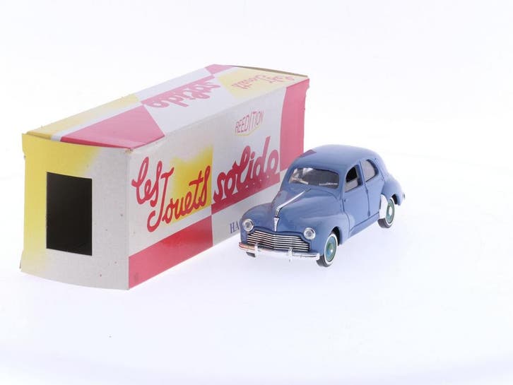 Schaal 1:43 Solido Peugeot 203 Berline Sedan 1954 #4246, Hobby en Vrije tijd, Modelauto's | 1:43, Zo goed als nieuw, Solido, Ophalen of Verzenden