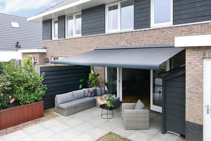 Knikarmscherm Antraciet 450 / 500 / 550 cm (INCL. MONTAGE), Tuin en Terras, Zonneschermen, 450 cm of meer, 300 cm of meer, Elektrisch