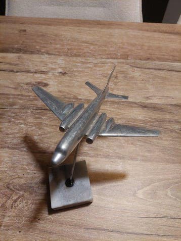 Modelvliegtuig - TU-104 airplane model - Aluminium Marmer