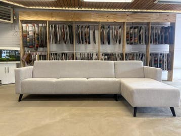 Loungebank – Volledig opnieuw gestoffeerd, Ophalen of Verzenden, Zo goed als nieuw