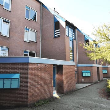 Appartement in Alphen Aan Den Rijn gevonden voor €713,- pm, Huizen en Kamers, Huizen te huur, Direct bij eigenaar, Alphen Aan Den Rijn