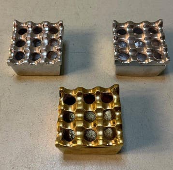 Asbak - Messing, Aluminium - Drie retro asbakjes